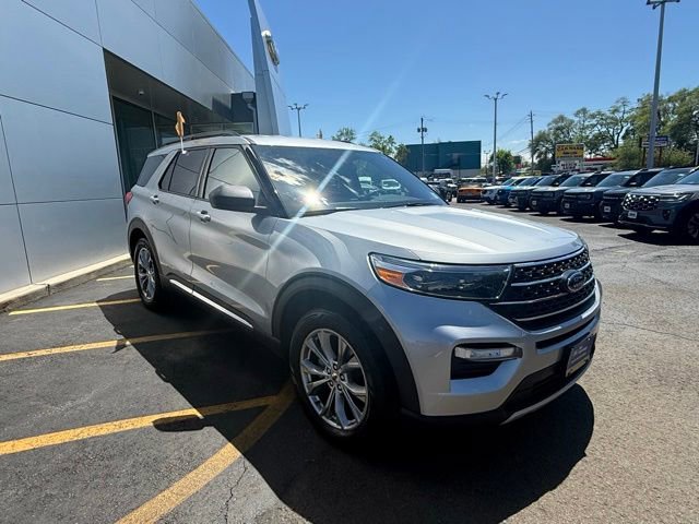Certified 2022 Ford Explorer XLT w/ Equipment Group 202A AWD/4WD image 10