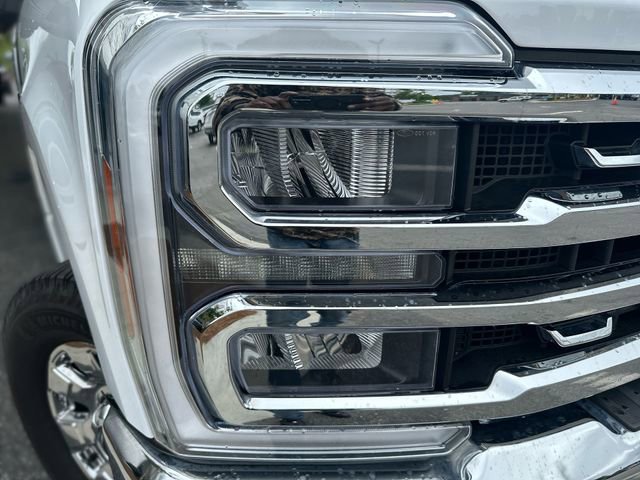 Certified 2024 Ford F250 Lariat w/ Lariat Ultimate Package AWD/4WD image 9