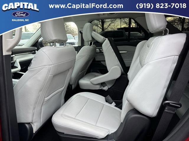 Certified 2025 Ford Explorer Platinum w/ Ultimate Package image 16