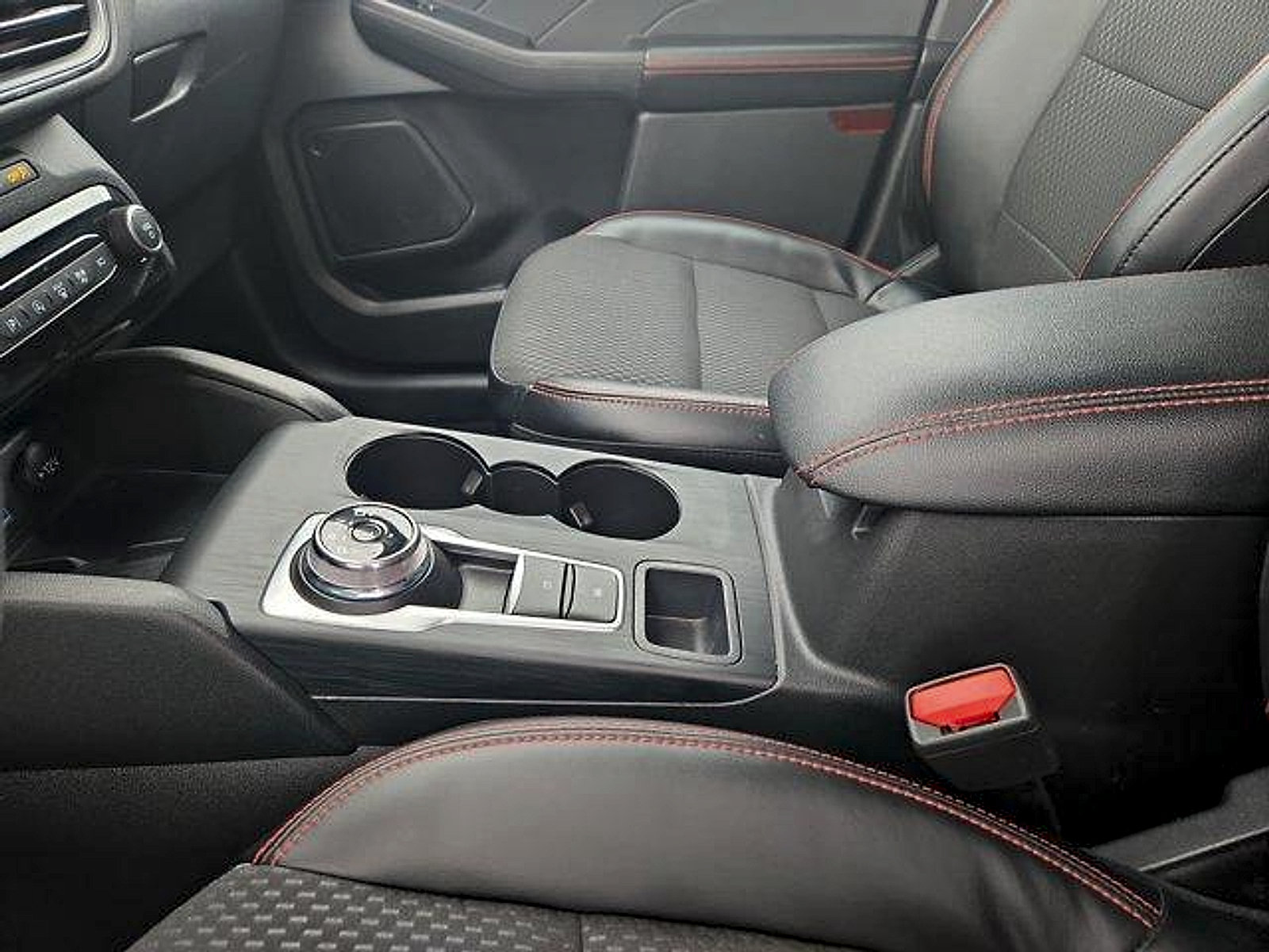 Certified 2023 Ford Escape ST-Line Elite AWD/4WD image 22