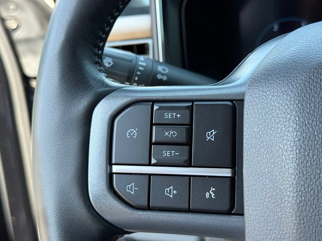 Certified 2024 Ford F250 Lariat w/ Sport Appearance Package AWD/4WD image 17