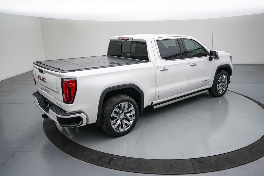 Used 2024 GMC Sierra 1500 Denali w/ Denali Reserve Package AWD/4WD image 5
