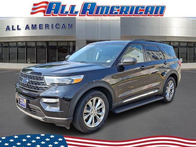 Certified 2023 Ford Explorer XLT w/ Equipment Group 202A