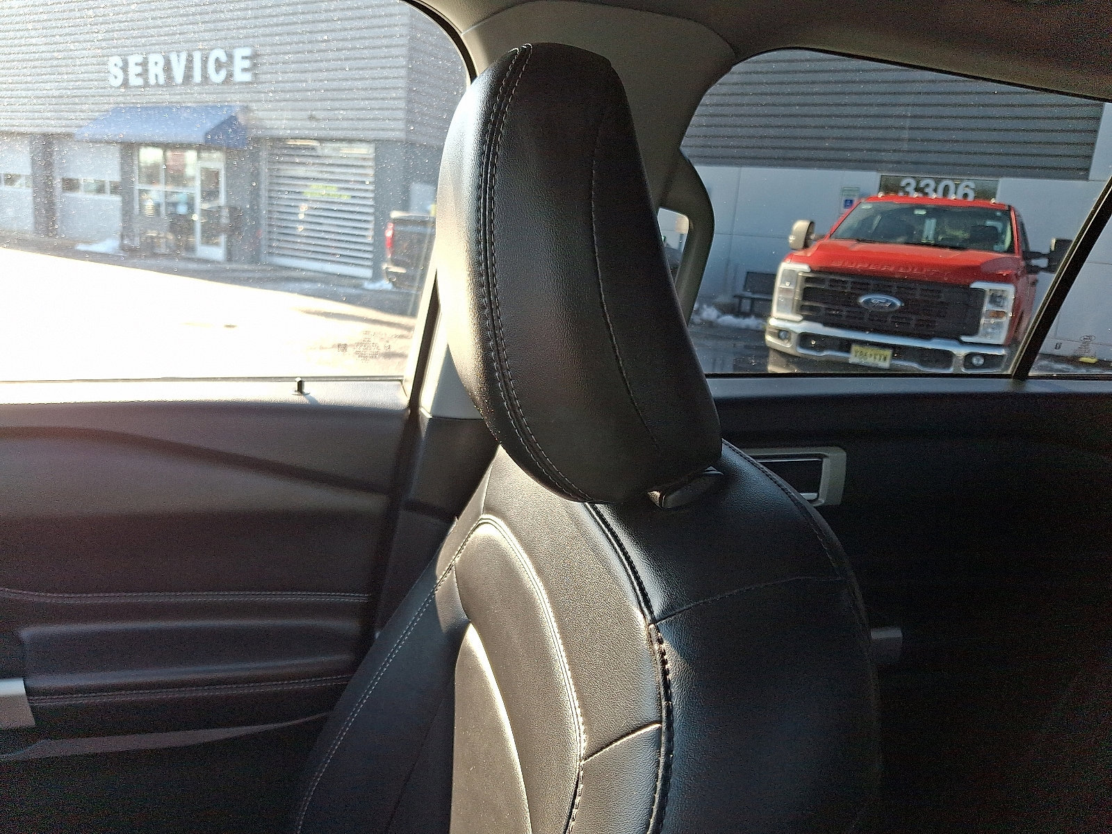 Certified 2022 Ford Explorer XLT w/ Equipment Group 202A image 17