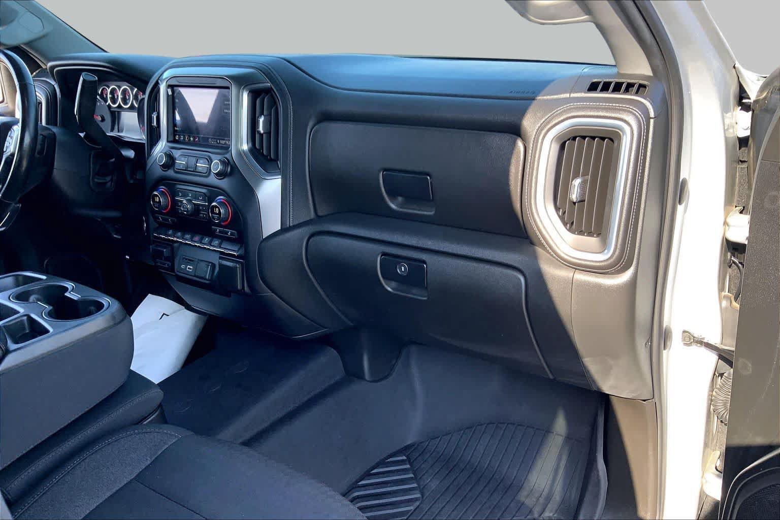 Used 2021 Chevrolet Silverado 1500 LT w/ Texas Edition Plus AWD/4WD image 17
