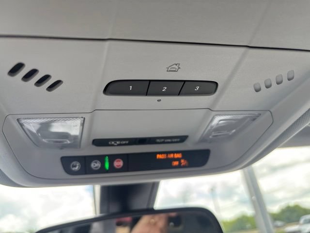 Used 2020 Chevrolet Blazer LT FWD image 23