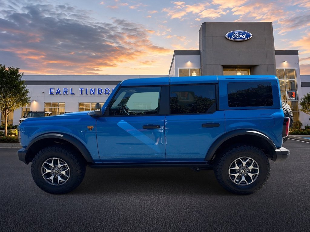 Certified 2025 Ford Bronco Badlands AWD/4WD image 6