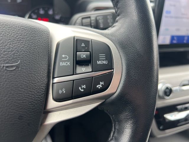 Certified 2022 Ford Explorer XLT w/ Equipment Group 202A image 10
