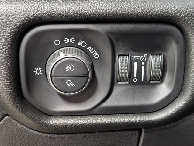 Used 2025 RAM 1500 Big Horn AWD/4WD image 13