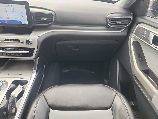 Certified 2023 Ford Explorer XLT w/ Equipment Group 202A image 10