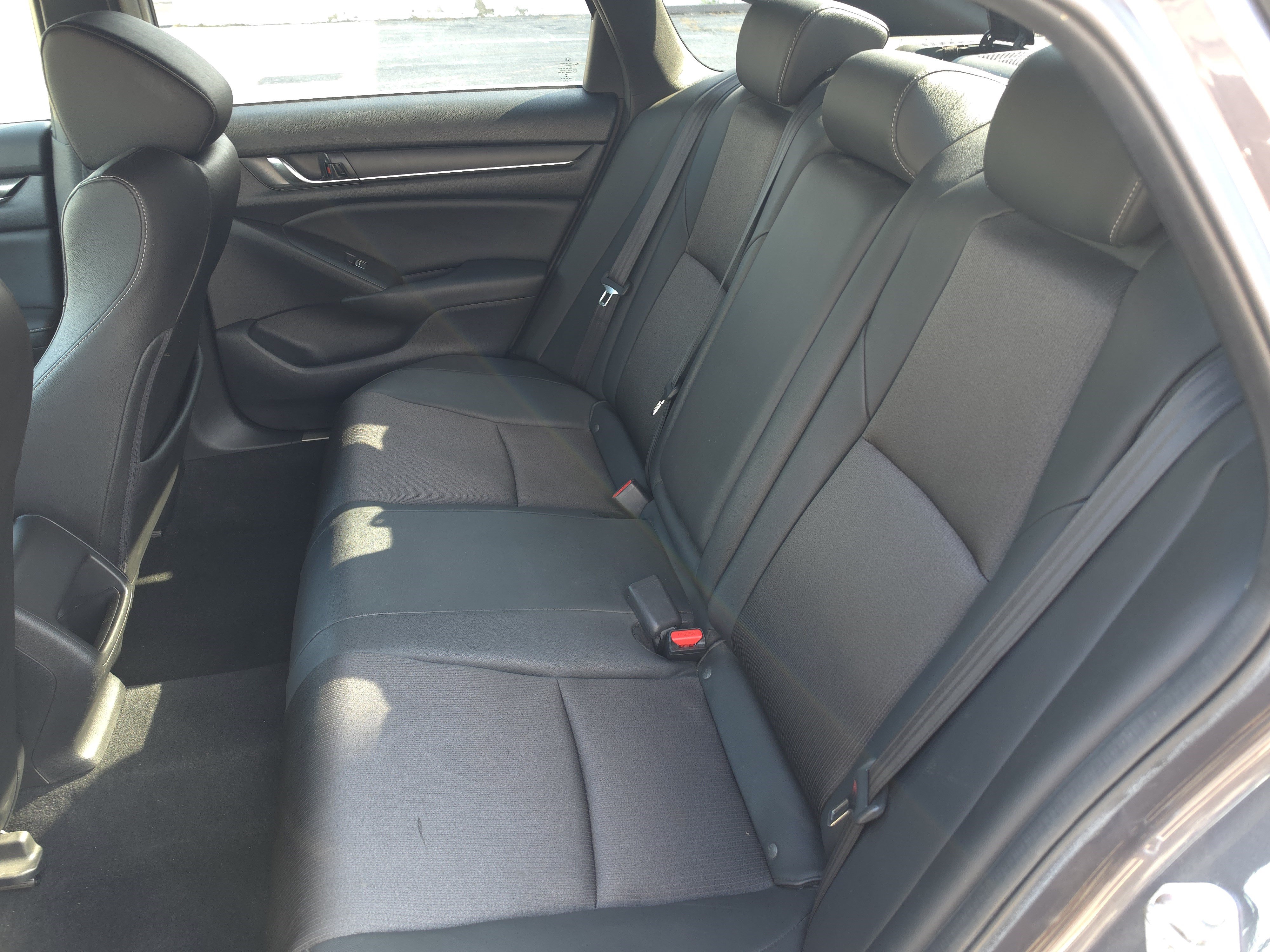 Used 2019 Honda Accord Sport image 18