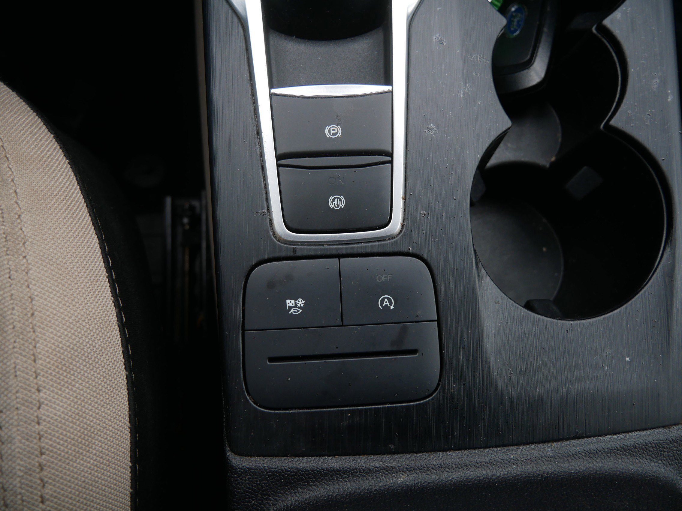 Certified 2022 Ford Escape SE w/ Convenience Package image 32