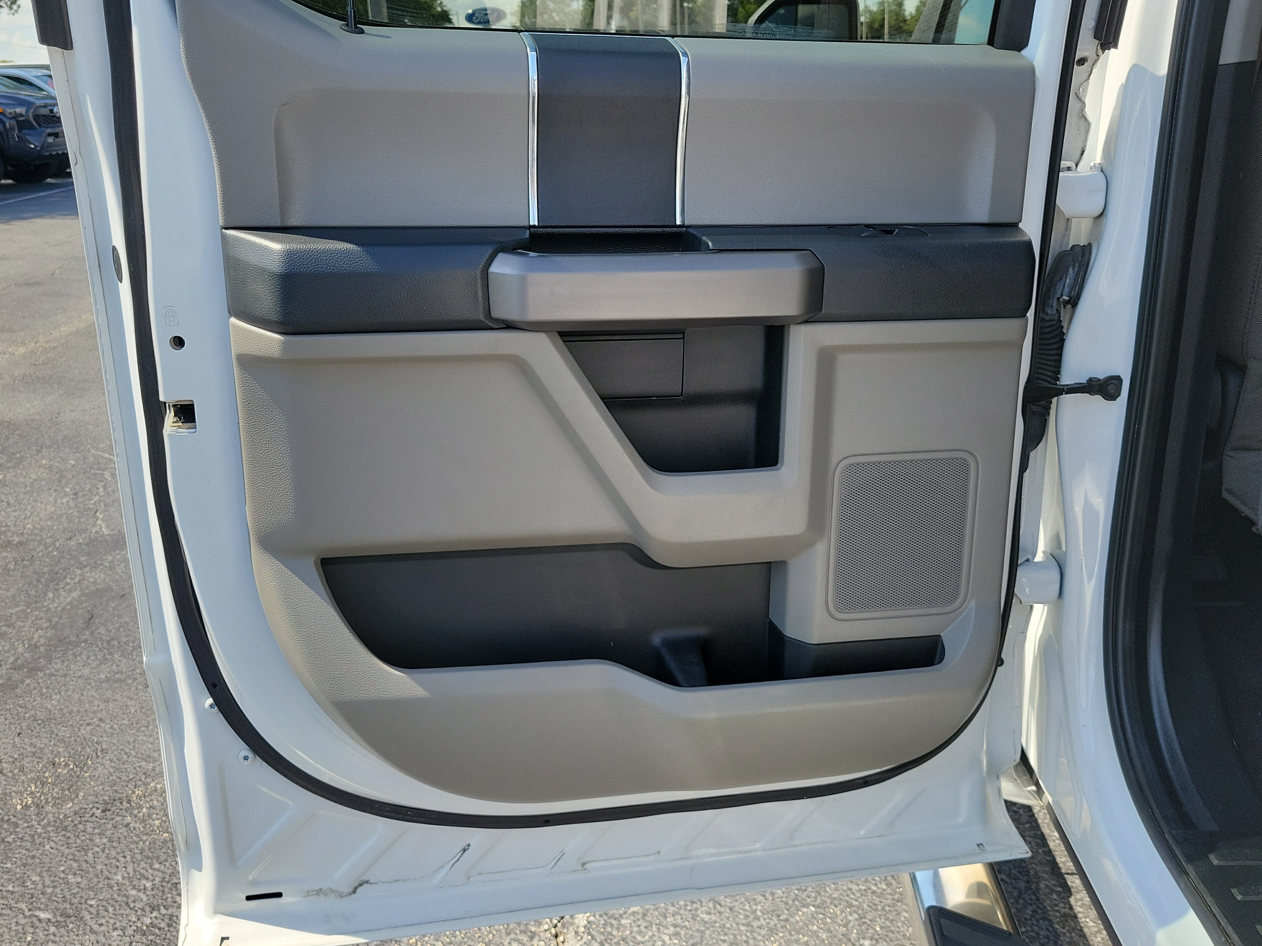 Certified 2019 Ford F150 XLT w/ Equipment Group 301A Mid RWD image 11