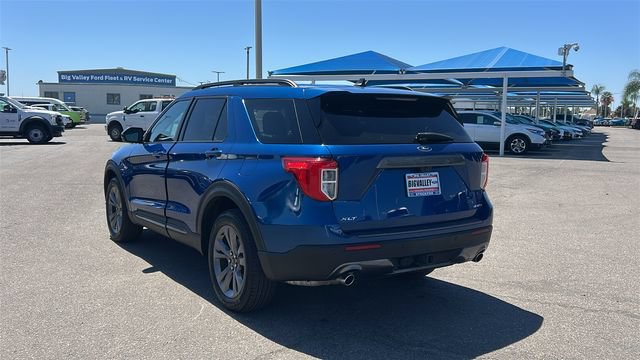 Certified 2022 Ford Explorer XLT w/ Equipment Group 202A AWD/4WD image 5