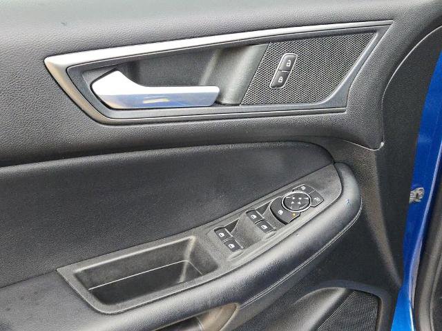 Certified 2022 Ford Edge SE w/ Black Appearance Package image 19