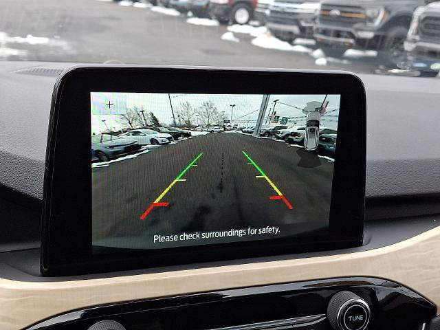 Certified 2022 Ford Escape Titanium w/ Titanium Elite Package image 19