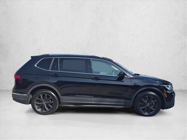 Used 2024 Volkswagen Tiguan SE FWD image 5