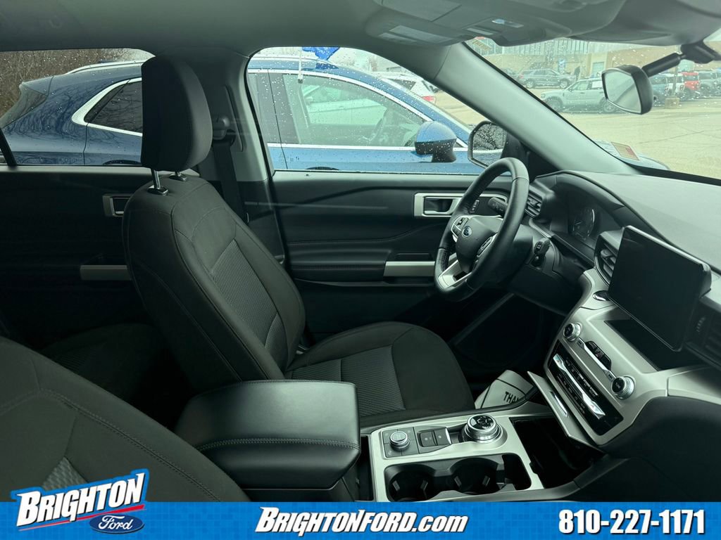 Certified 2024 Ford Explorer XLT image 7