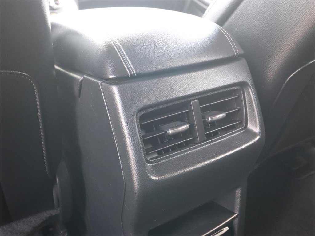 Certified 2022 Ford Edge Titanium image 12