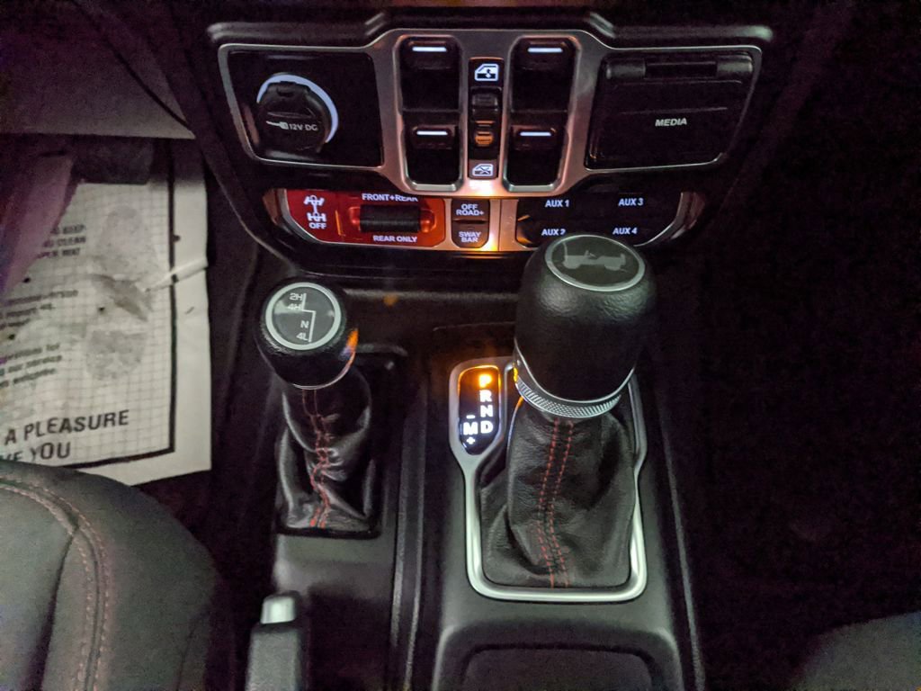 Used 2021 Jeep Wrangler Unlimited Rubicon w/ Safety Group image 16