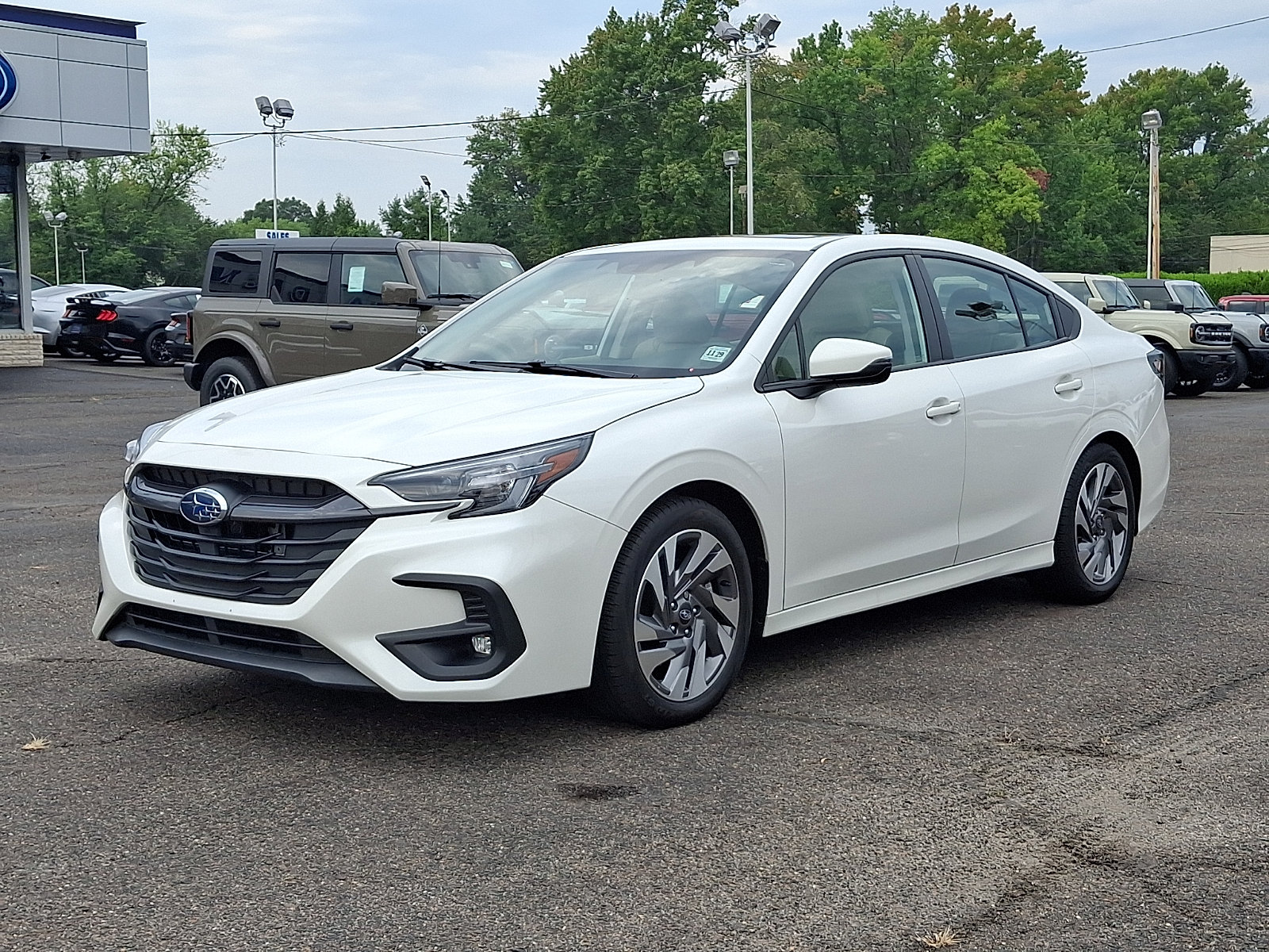 Used 2025 Subaru Legacy Limited AWD/4WD image 3