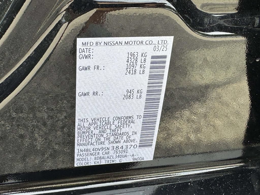 Used 2025 Nissan Altima 2.5 SV FWD image 28