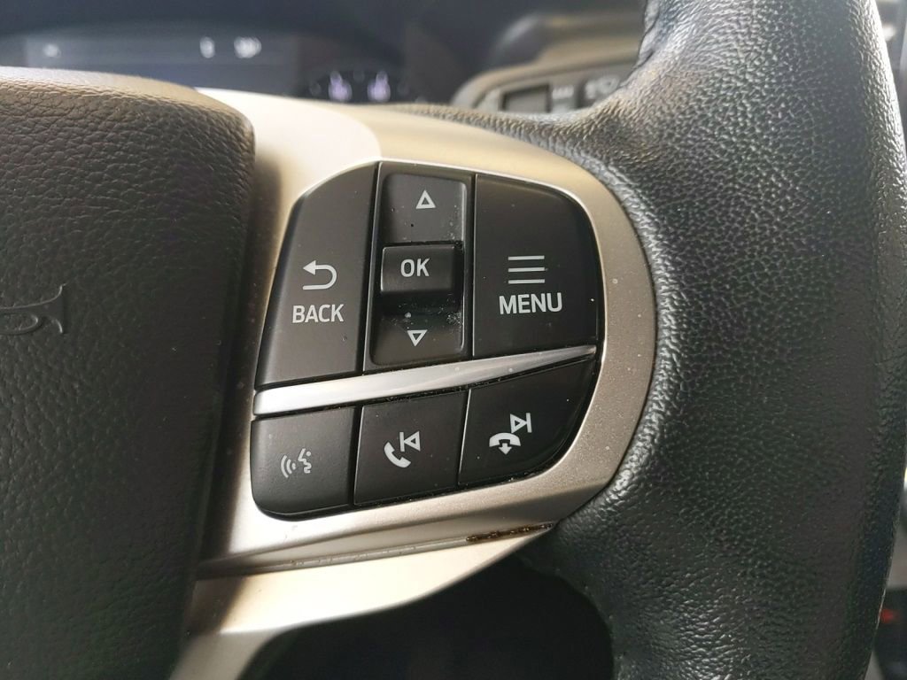 Certified 2022 Ford Explorer XLT w/ Equipment Group 202A AWD/4WD image 20