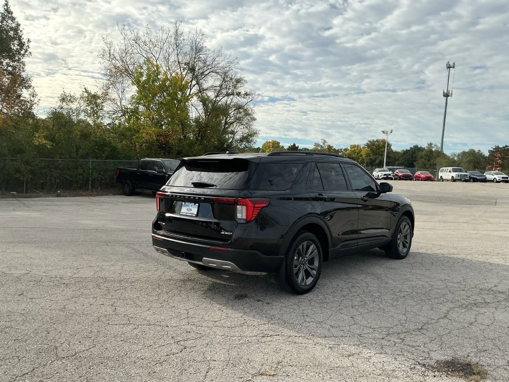 Certified 2026 Ford Explorer Active w/ Active Comfort Package AWD/4WD image 5