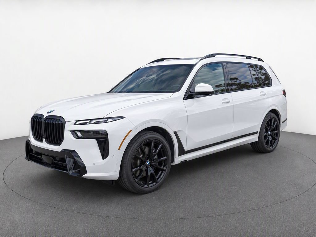 Used 2025 BMW X7 xDrive40i w/ M Sport Package AWD/4WD image 9