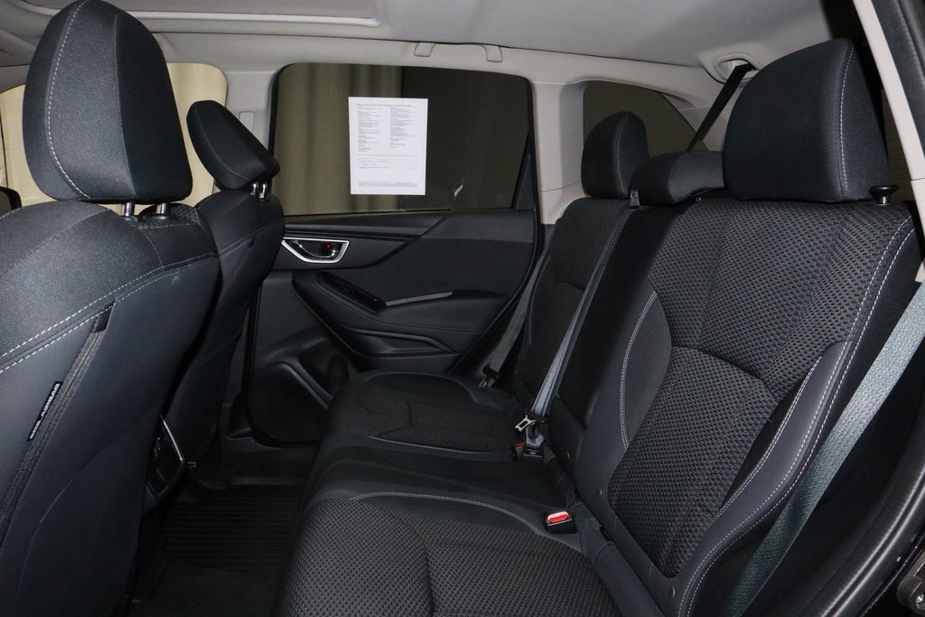 Used 2022 Subaru Forester Premium image 22