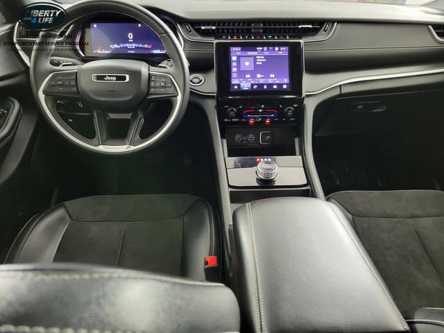 Used 2023 Jeep Grand Cherokee L Laredo image 21