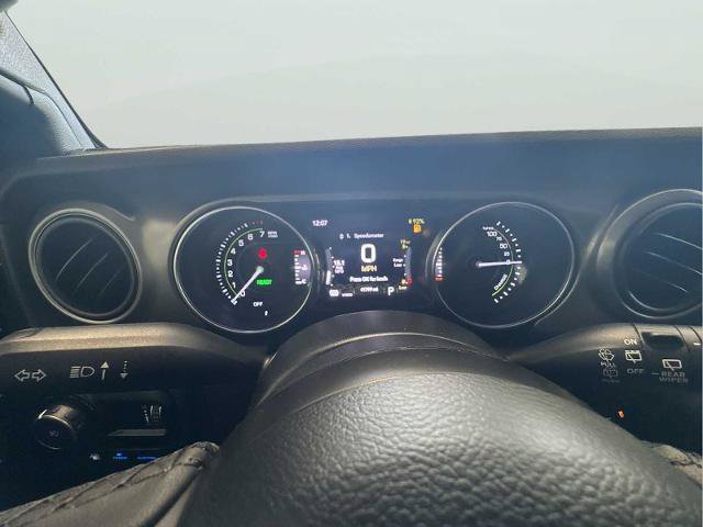 Used 2023 Jeep Wrangler Unlimited w/ Cold Weather Group AWD/4WD image 10