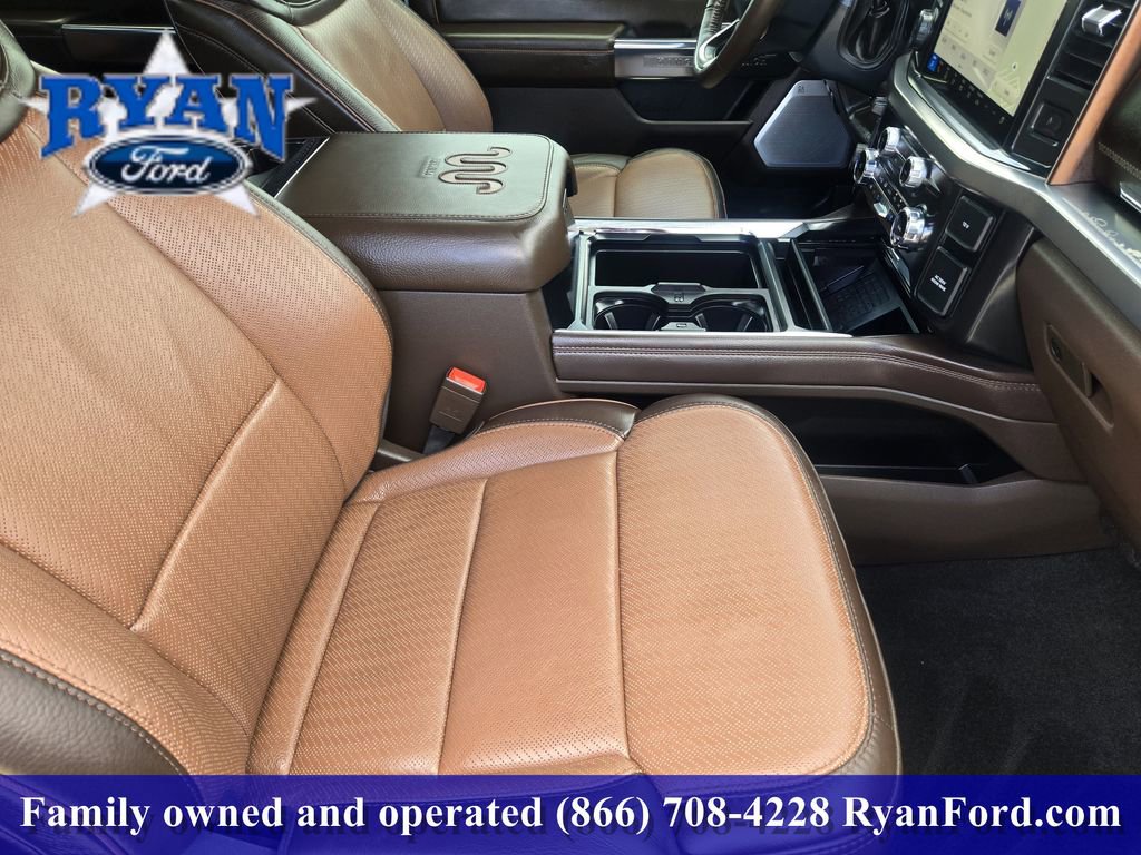 Certified 2025 Ford F250 King Ranch w/ FX4 Off-Road Package AWD/4WD image 10