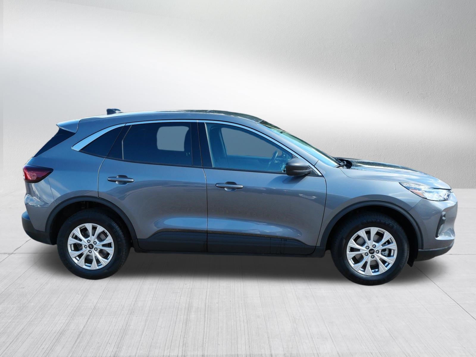 Certified 2024 Ford Escape Active AWD/4WD image 8