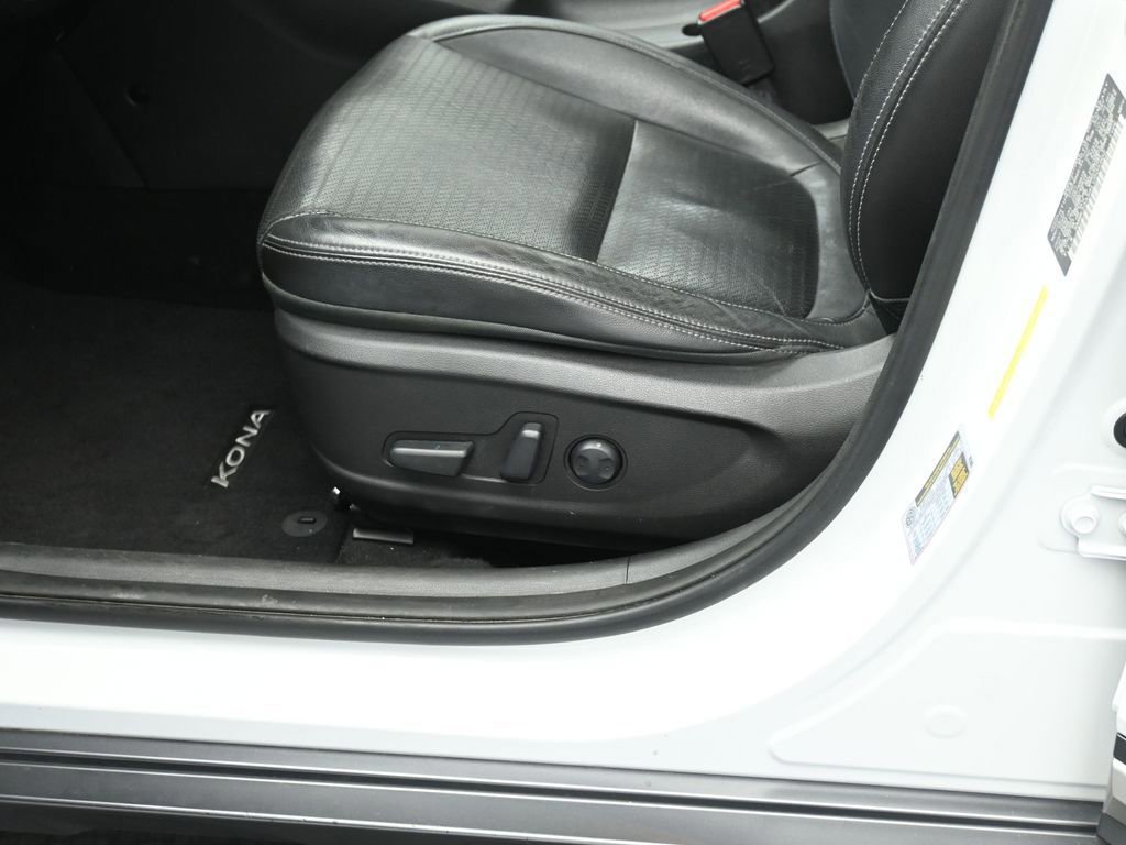 Used 2020 Hyundai Kona Limited image 37