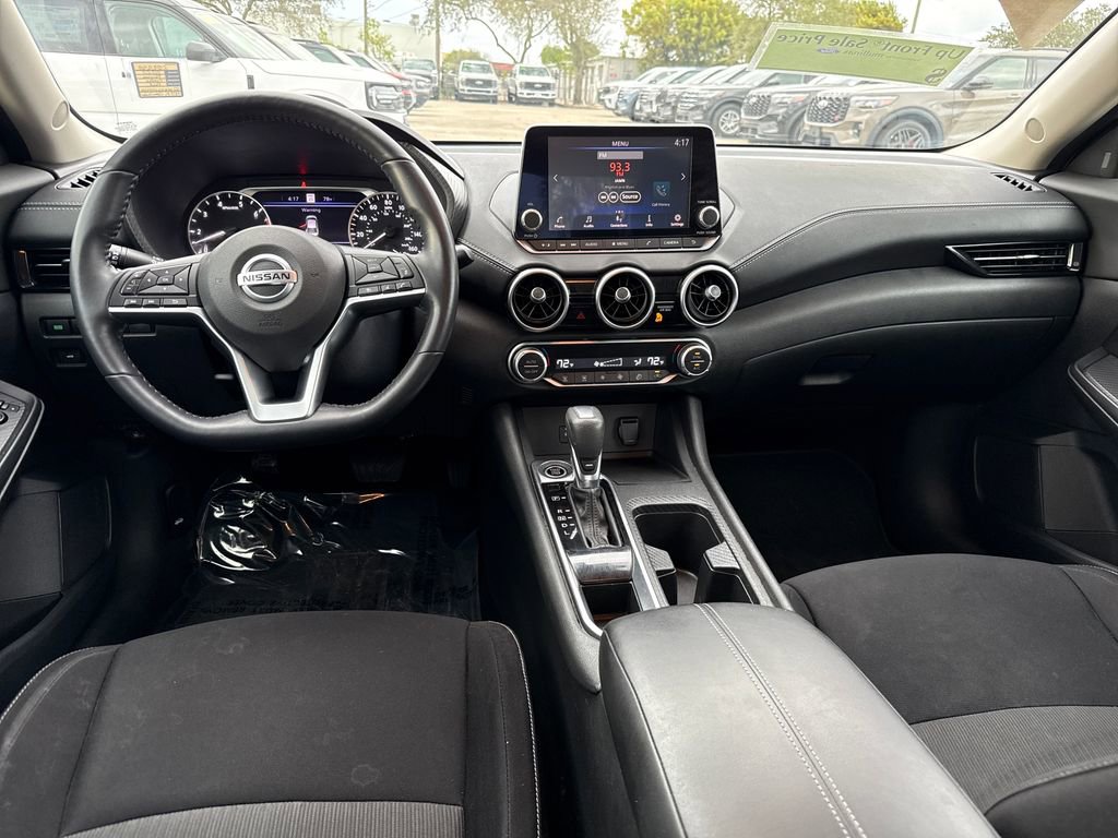 Used 2020 Nissan Sentra SV image 5