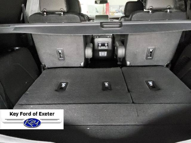 Used 2022 Chevrolet Tahoe Z71 w/ Z71 Off-Road Package AWD/4WD image 18