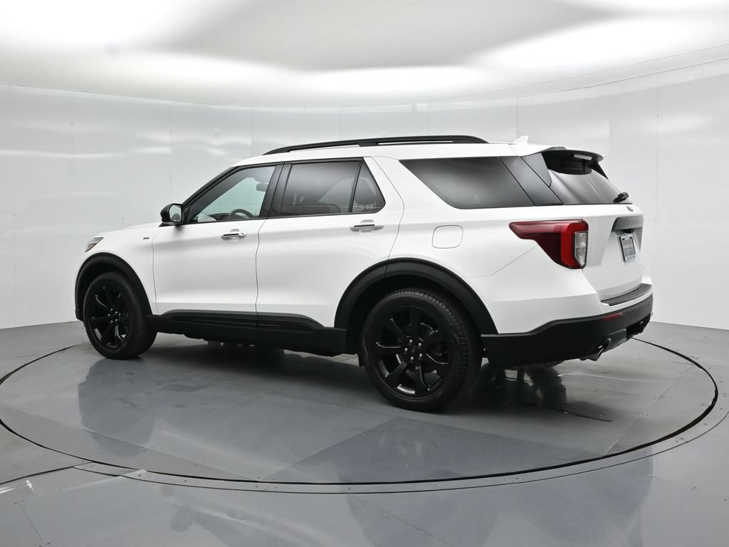 Certified 2023 Ford Explorer ST-Line w/ Class IV Trailer Tow Package RWD image 7
