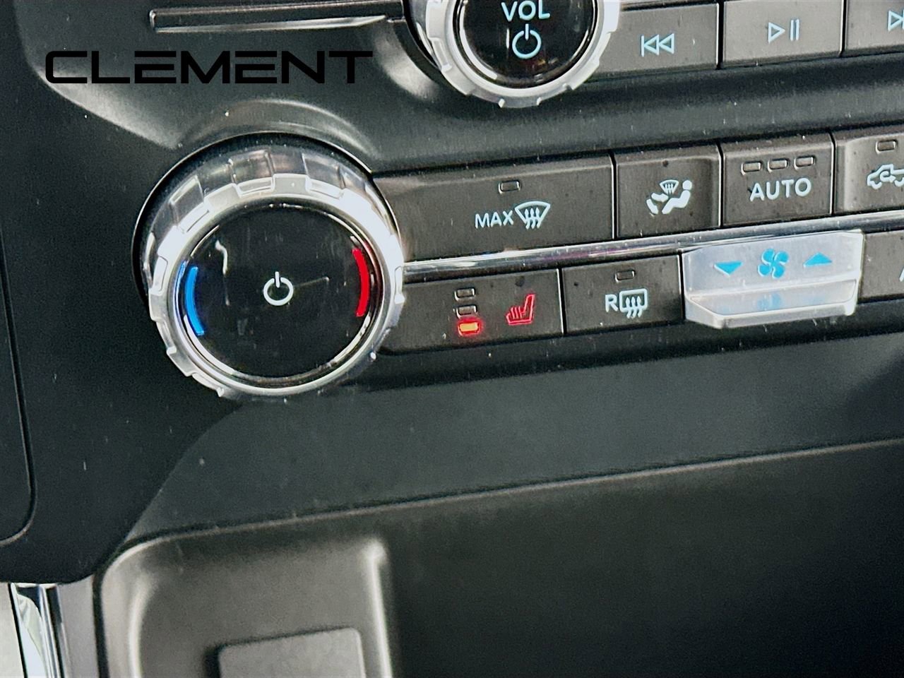 Certified 2024 Ford F150 Lightning XLT w/ Max Trailer Tow Package image 23