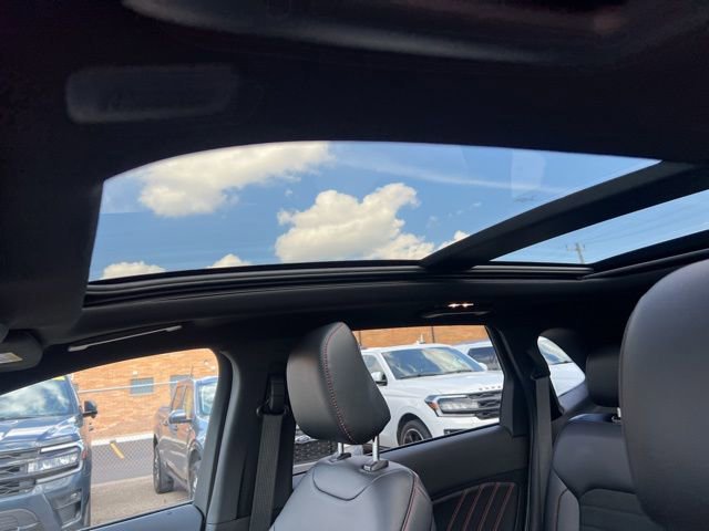 Certified 2023 Ford Edge ST-Line image 20