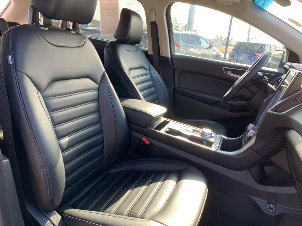 Certified 2024 Ford Edge SEL w/ Convenience Package AWD/4WD image 13