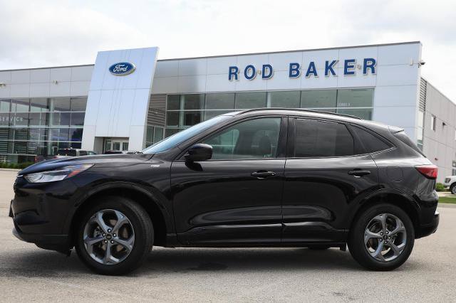 Certified 2023 Ford Escape ST-Line Select w/ Tech Pack #2 AWD/4WD image 3