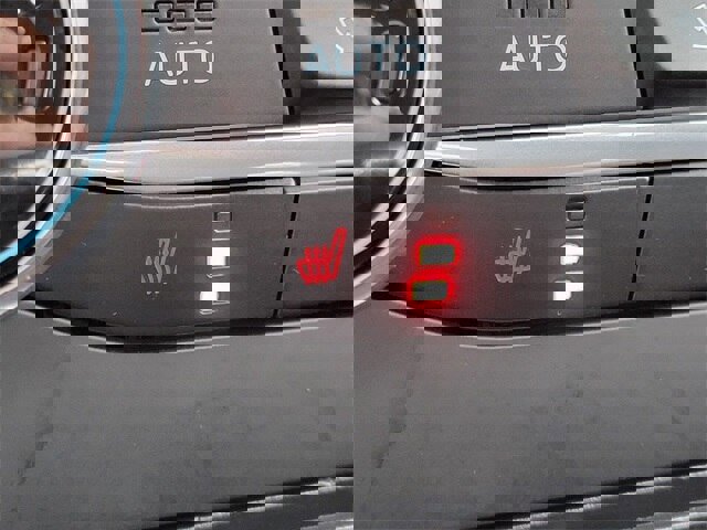 Certified 2022 Ford EcoSport SE w/ SE Convenience Package image 15