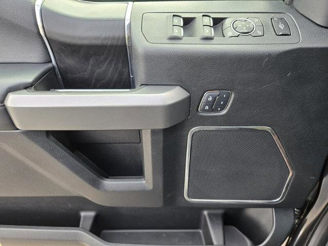 Certified 2018 Ford F450 Platinum w/ Platinum Ultimate Package image 35