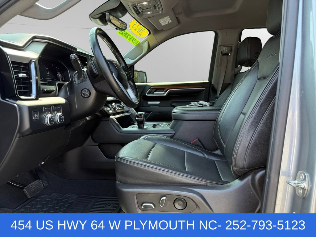 Used 2023 GMC Sierra 1500 Denali w/ Technology Package AWD/4WD image 9