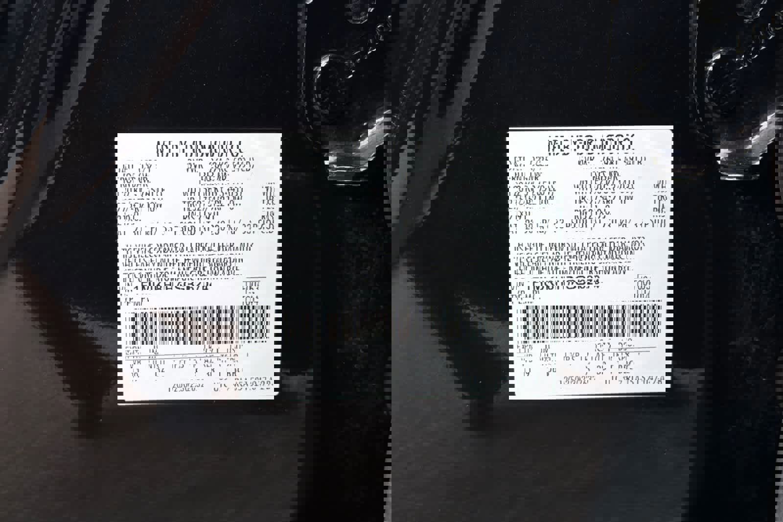 Certified 2025 Ford Explorer Platinum w/ LUX Leather Package image 31