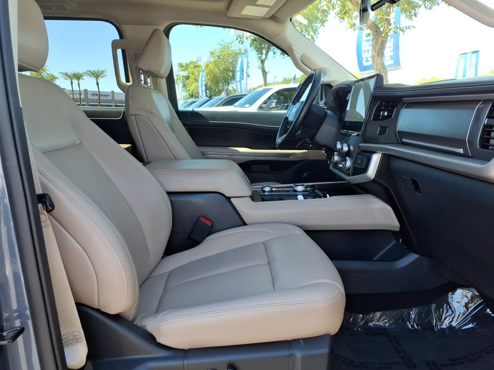 Certified 2023 Ford Expedition XLT AWD/4WD image 11