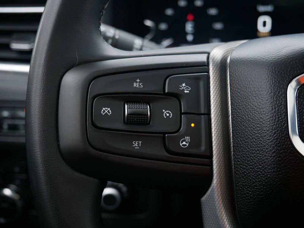 Used 2023 GMC Yukon XL Denali image 18