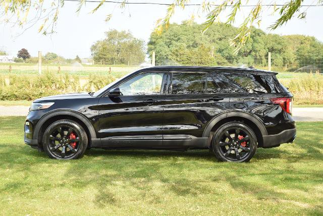 Certified 2022 Ford Explorer ST w/ ST High-Performance Pack AWD/4WD image 4