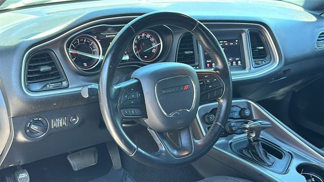 Used 2020 Dodge Challenger SXT RWD image 19